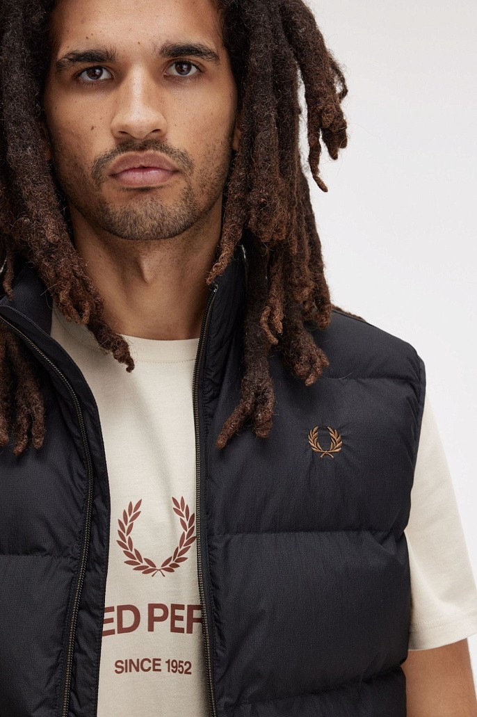 Жилет Fred Perry Insulated Gilet